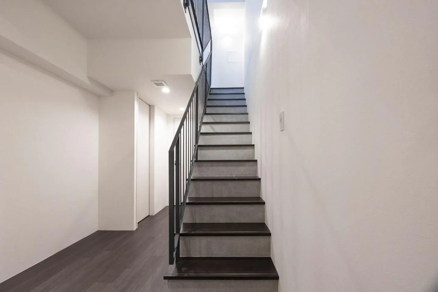 Legaland Hatagaya Tokyo Apartment